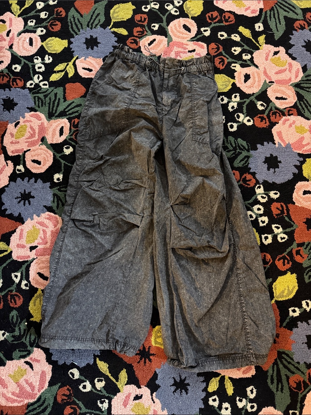 Urban Outfitters Charcoal Grey Wide-Leg Elastic YTK 90s Pants